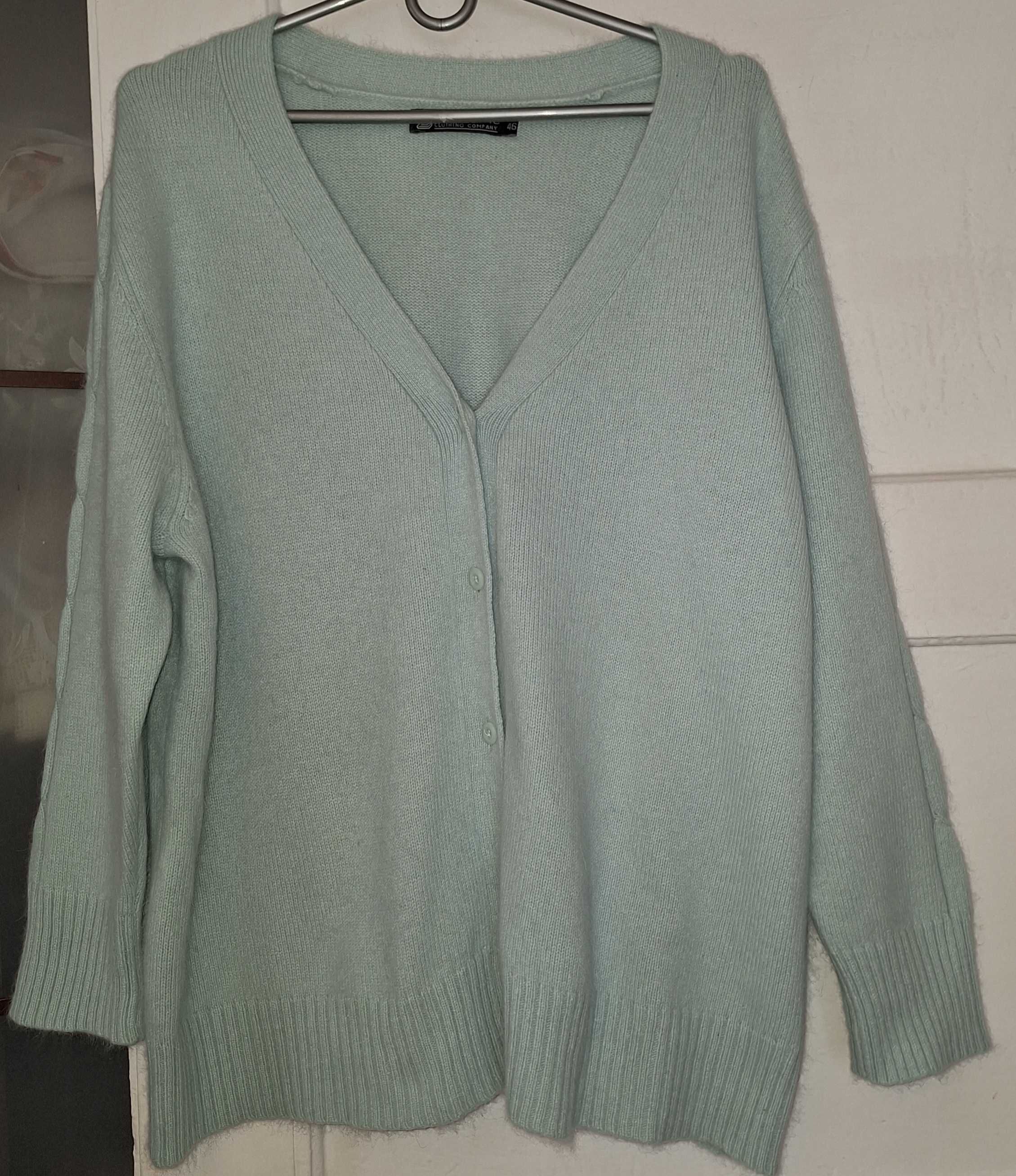 Sweter miętowy angora
