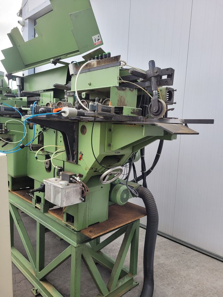 Strugarka czterostronna Weinig H 17 BL z mechanizacją