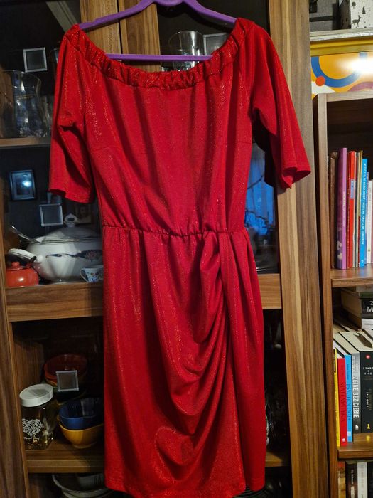 Sukienka, suknia 42, 44, czerwona zjawiskowa, wesele, bal