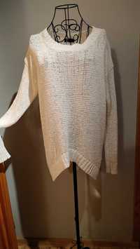 Sweter kremowy oversize