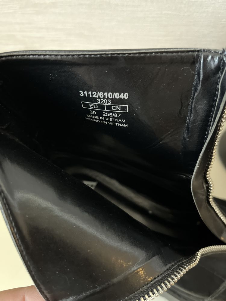 Взуття жіноче Zara, б/в