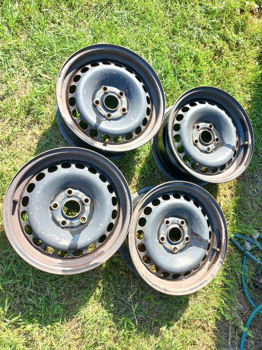Stalówki Audi a4 b6 b7 R15 5x112 komolet