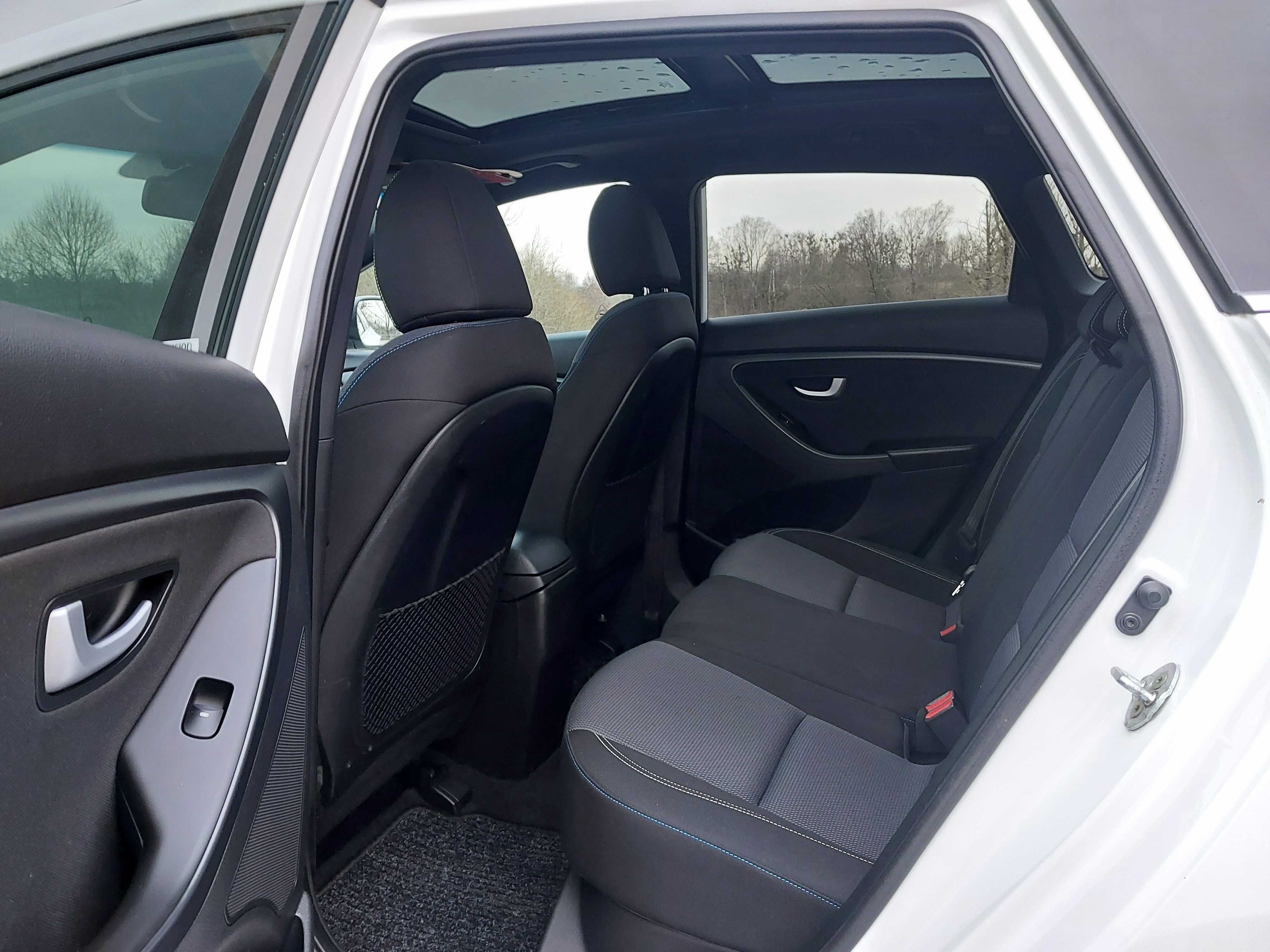 i30 lift/1.6CRDI/Automat/Sprowadzony/Zarejestrowany/Wyposażony/Zadbany