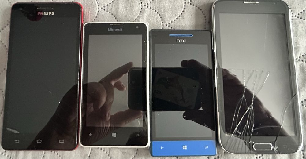 Na sprzedaz 29 telefonów