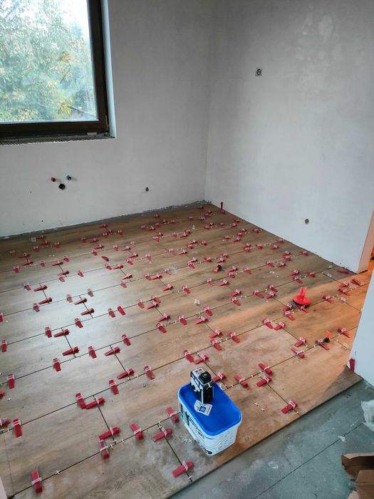 Remonty, wykończenia wnętrz ,malowanie ,adaptacja podasz.