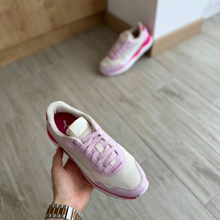 США! Літні жіночі кросівки Puma R78 Voyage 382048-17 Оригінал! 37-39p