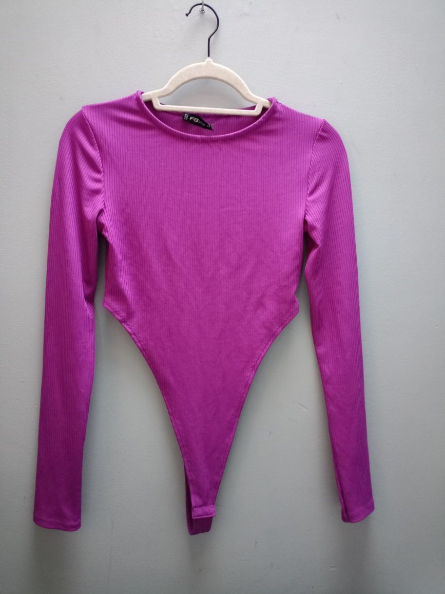 Body Amisu roz XS wysokie wycięcie