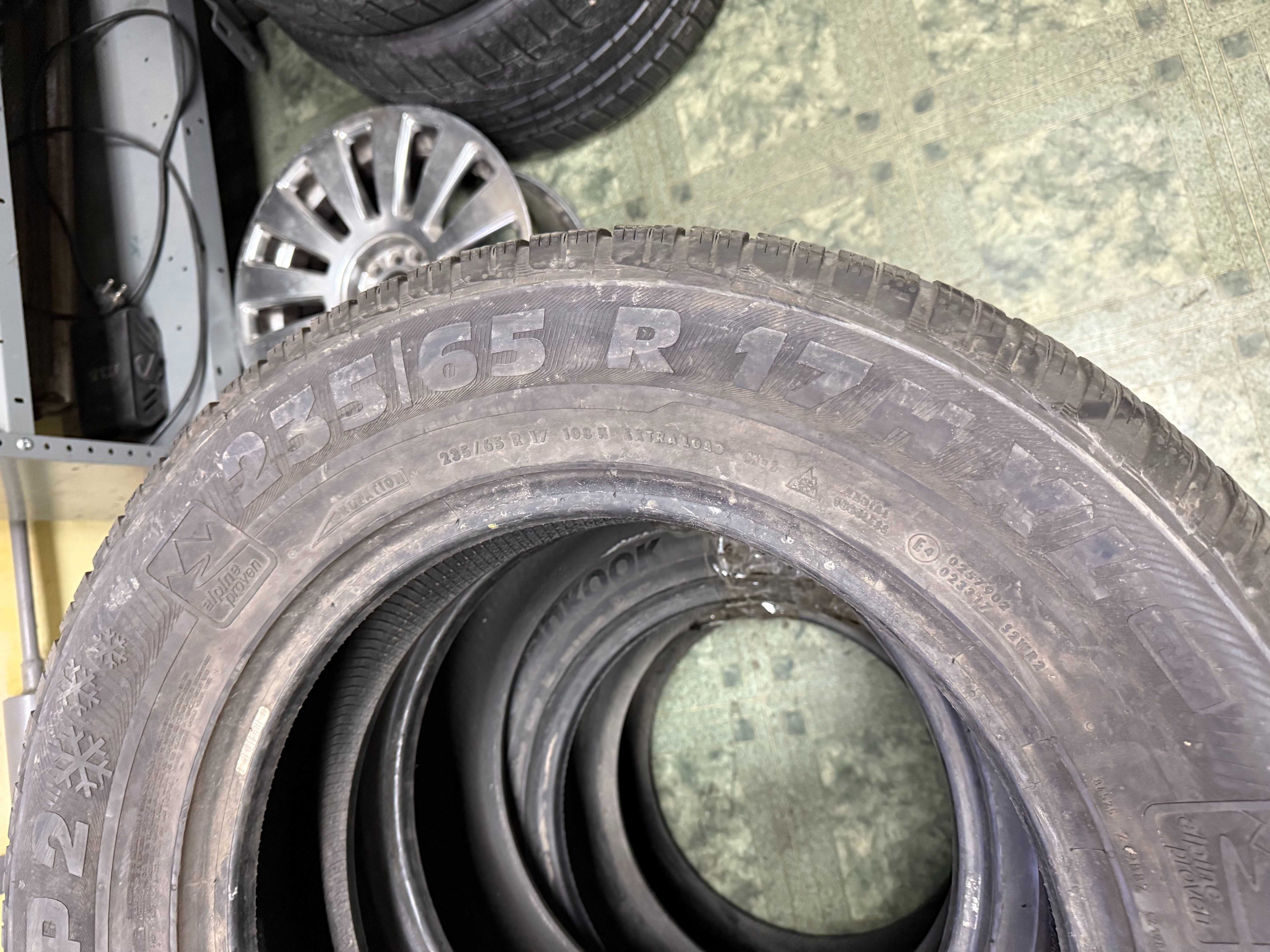 2шт  Semperit Speed-Grip 2 235/65/R17 всесезонка Пара Резина