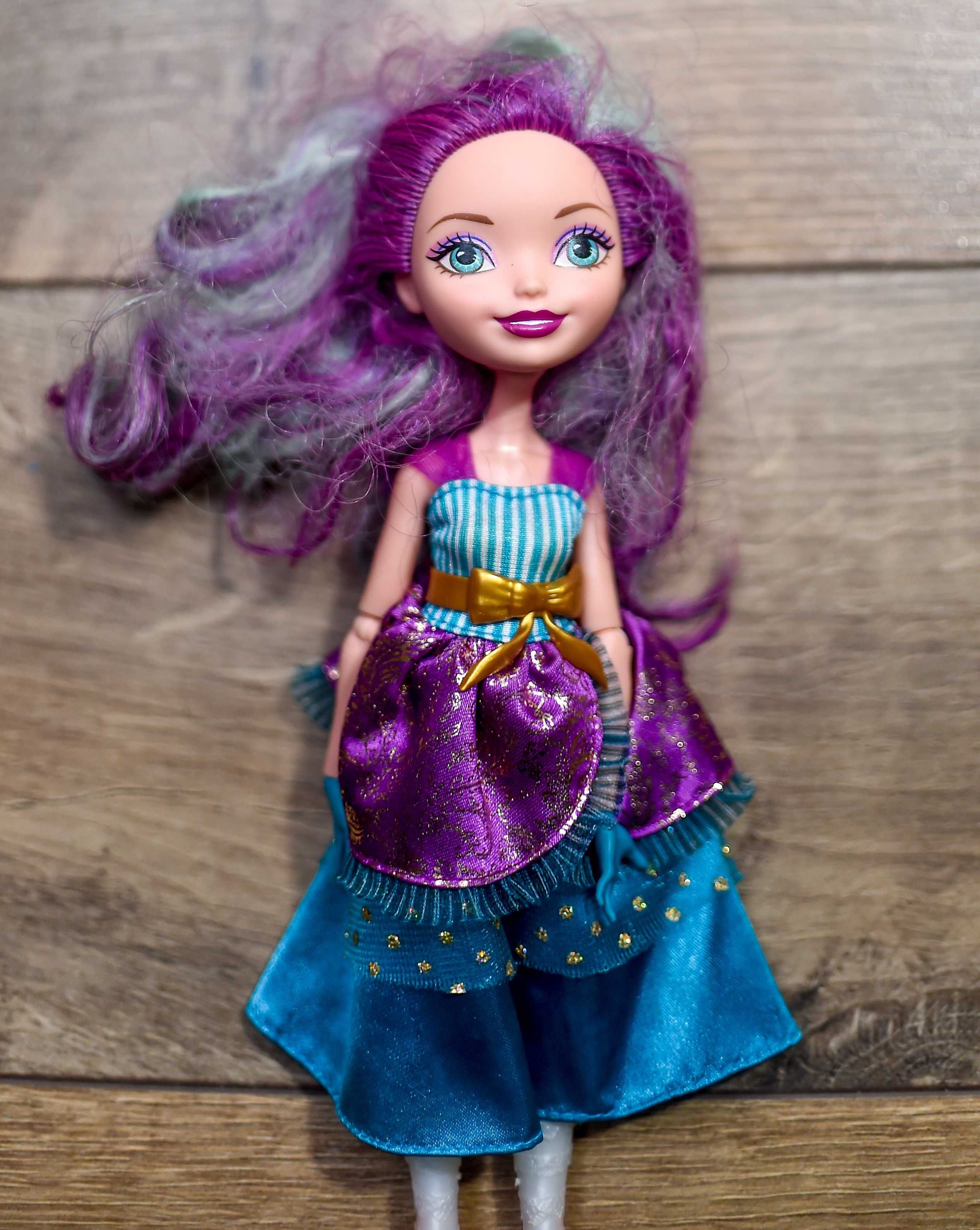 Ever After High Księżniczki Madeline Hatter DVJ19