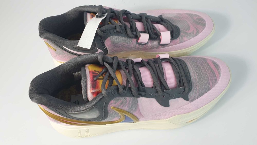 NIKE KYRIE 8 ASW Pink Foam/Multi-color rozmiar 43