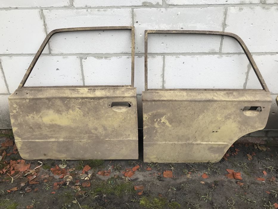 Двері до ВАЗ 2101 задні , ліва і права