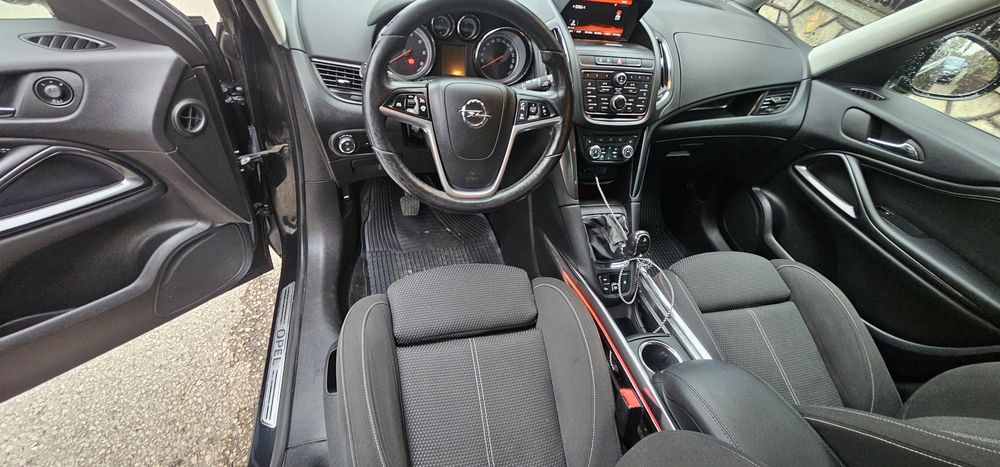 Opel zafira c 2.0 cdti biturbo 127tys