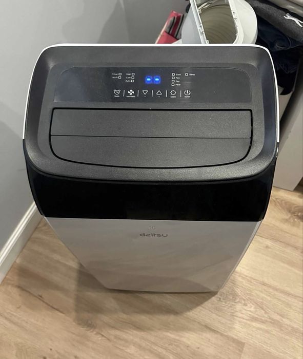 Ar condicionado Portartil DAITSU APD-12FCX c/ bomba de calor e Wi-fi