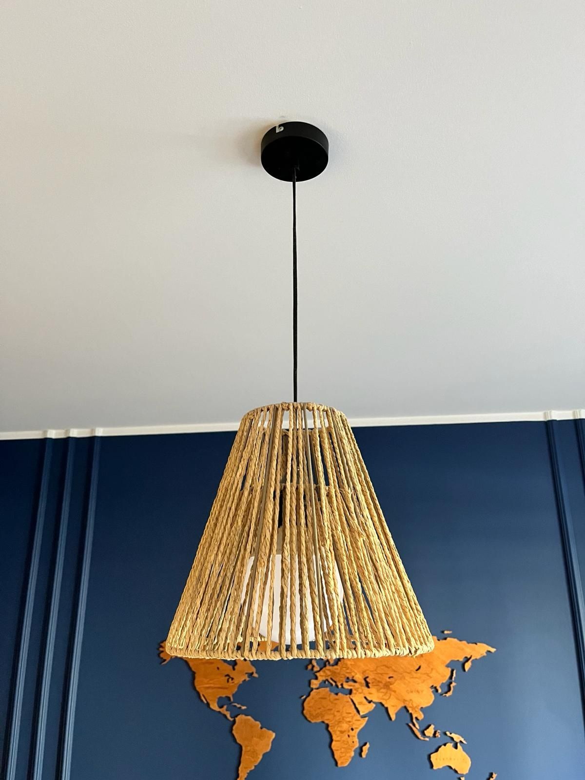 Lampa loftowa loft boho rustykalna wisząca sznurek czarna słomkowa