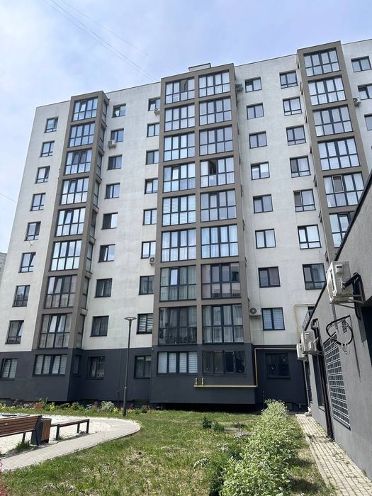 Оренда кімнати під масажний кабінет 22м2,Демнянська,р-н Хуторівка