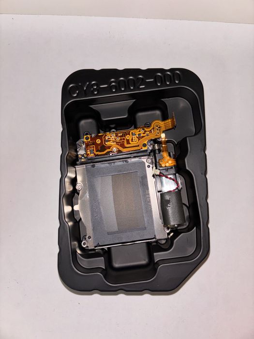 Затвор на Canon eos r оригінал