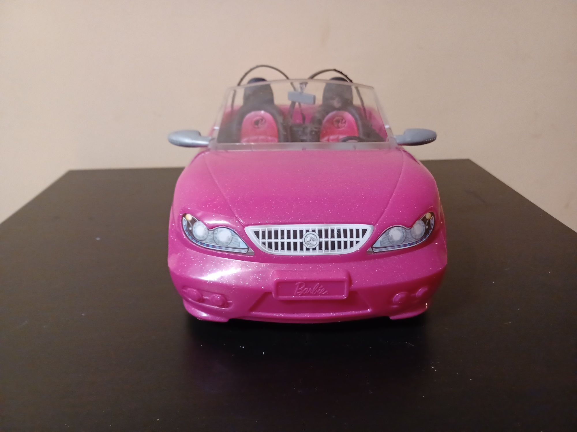 Samochod z lalka barbie