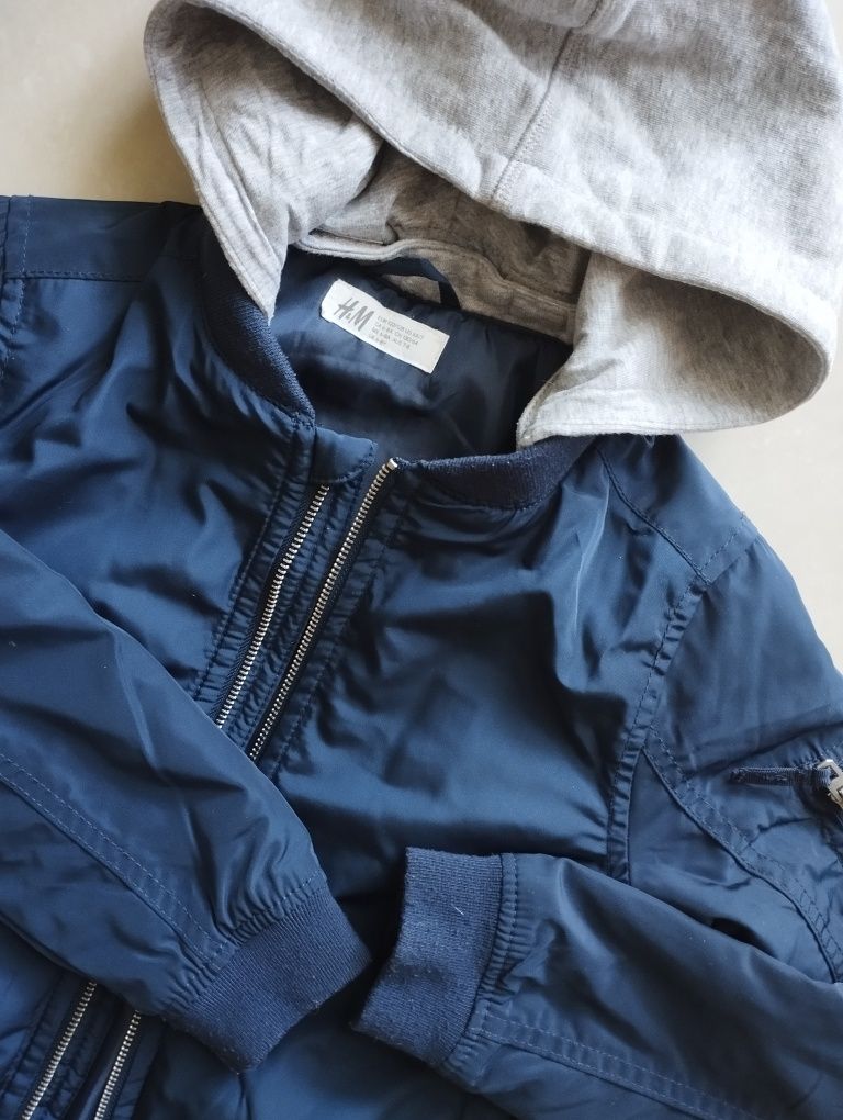 H&M демісезонна куртка на хлопчика 122  - 128см 6 - 8 років