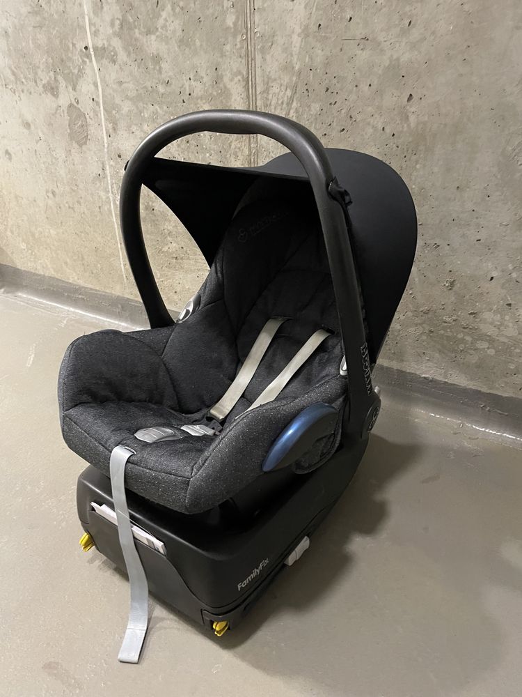 Maxi Cosi Cabriofix + baza Familyfix