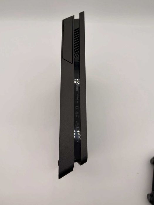 PS4 Slim 500GB + 1 Comando + FIFA 16  + Cabo Alimentação