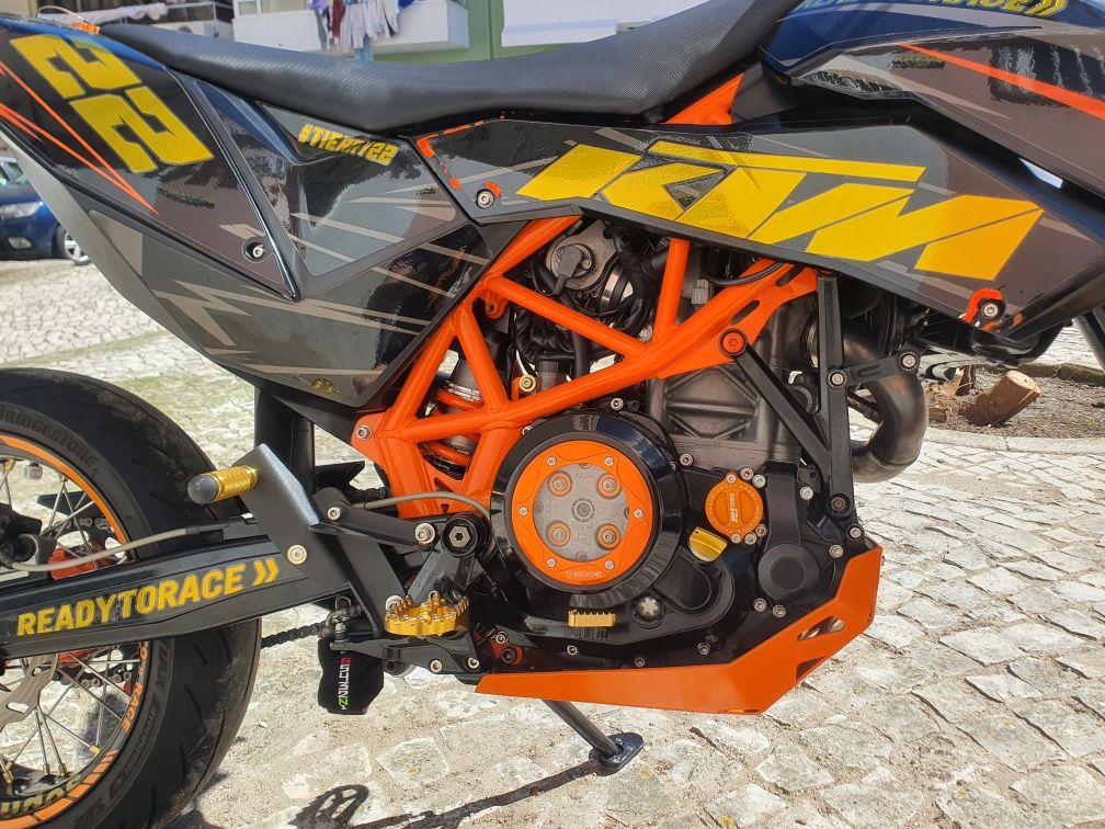 Vendo Ktm 690 sm