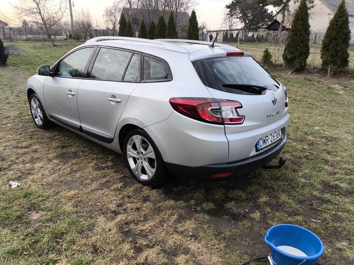 Renault Megane 2010 kombi 1.9 dCi 130kM