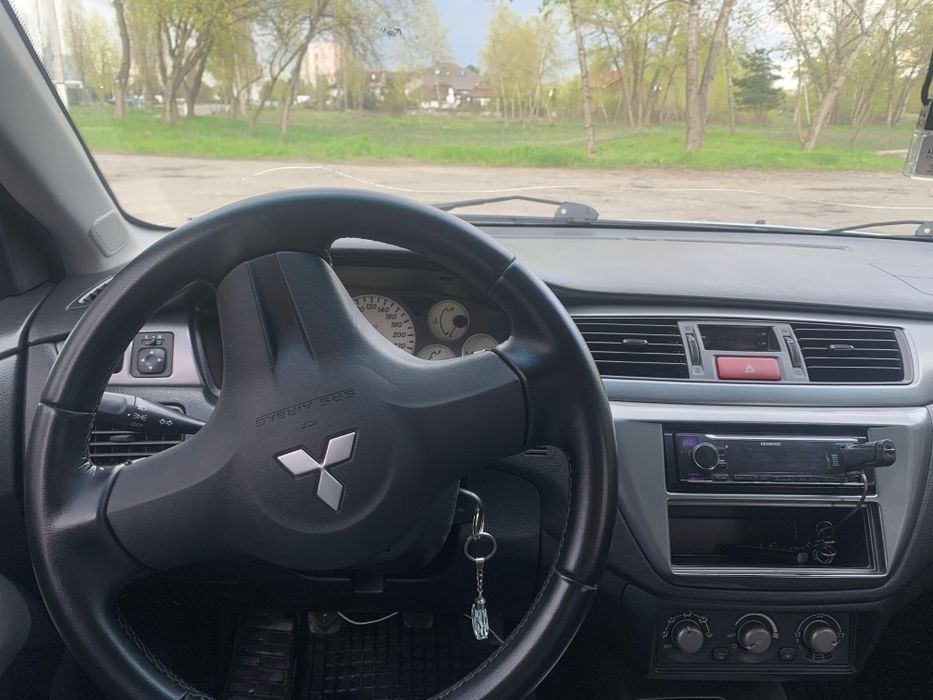 Продам Lanser 9 1.6 2006