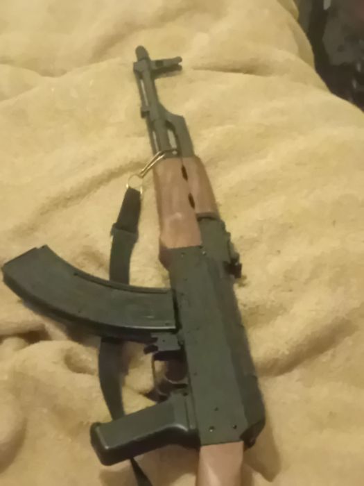 Airsoft ak47 pouco usada
