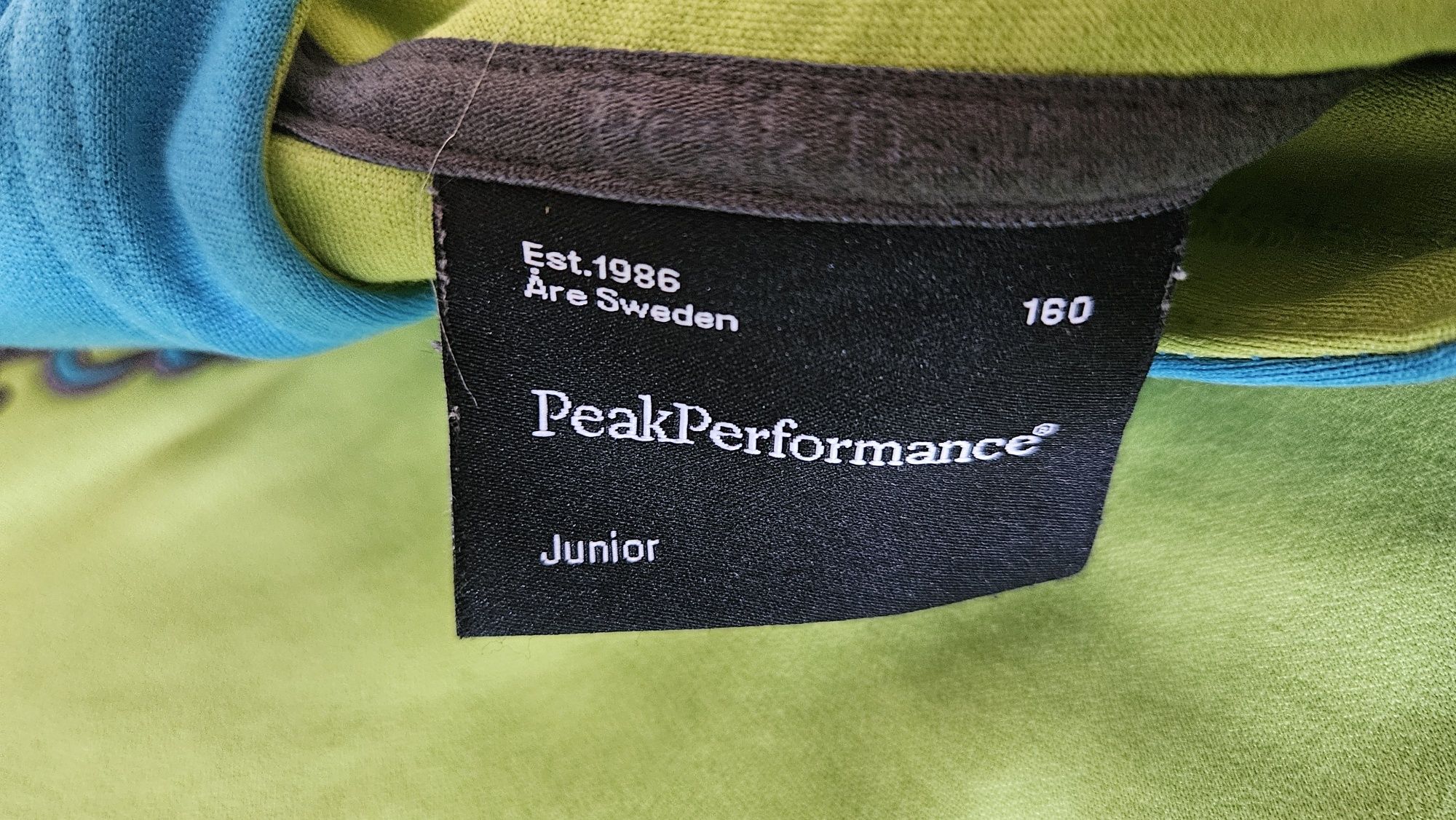 Bluza z kapturem peak performance r 160 juniorska dziecinna