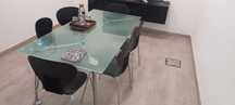Mesa Vidro Fosco + 6 Cadeiras pretas