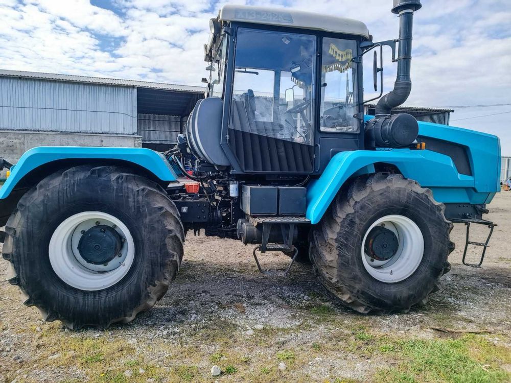 Продам трактор ХТЗ-242 К