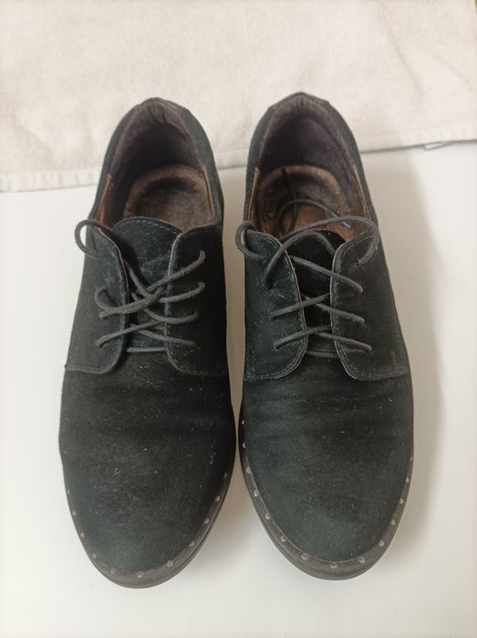 Взуття жіноче лофери черевики замш розмір 36