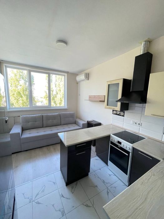 Квартира-студия с ремонтом и мебелью, Боровского