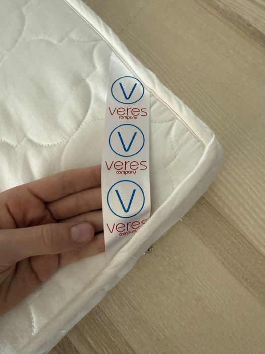 Продам матрац на дитяче ліжечко