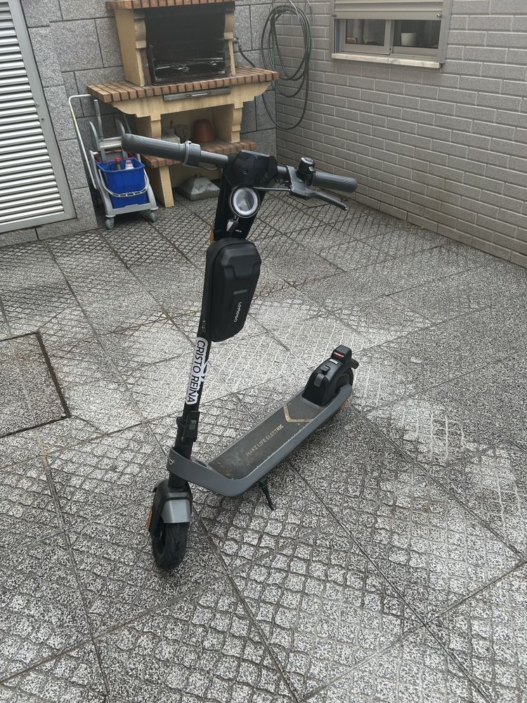 Trotinete niu KQI2 ate 35 km de autonomia