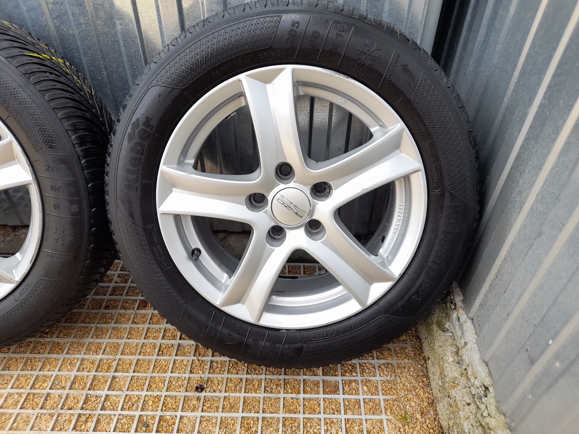 5x114,3  Z oponami