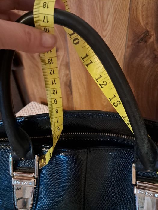 Torebka Kazar czarna lakierowana pojemna