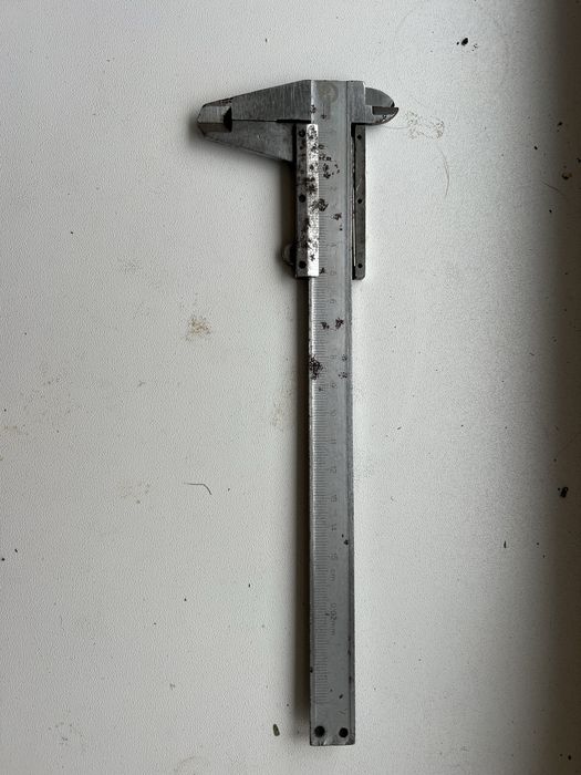 Штангенциркуль бу