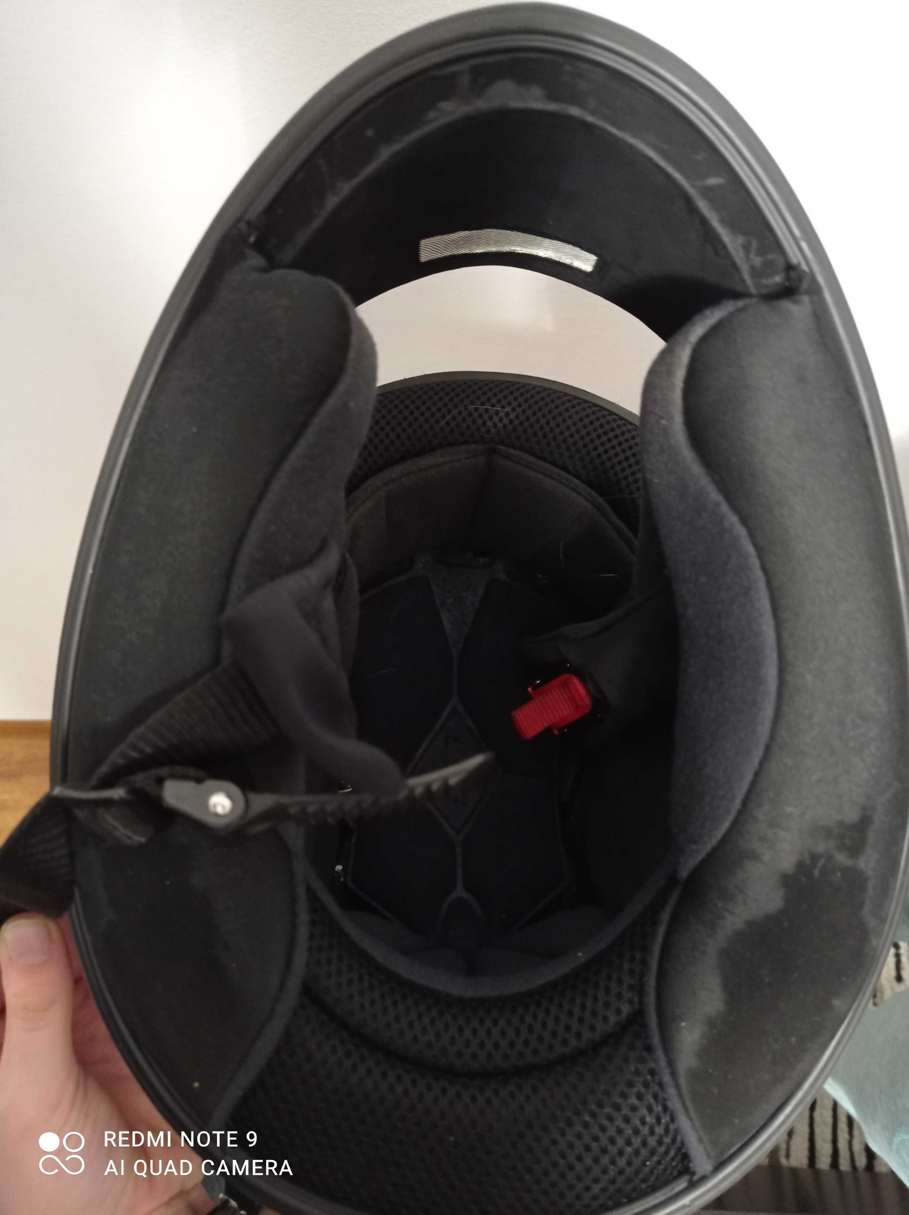 Piękny kask motocyklowy