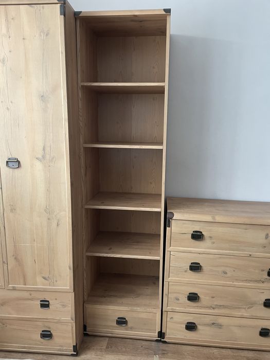 4 cześciowy zestaw mebli