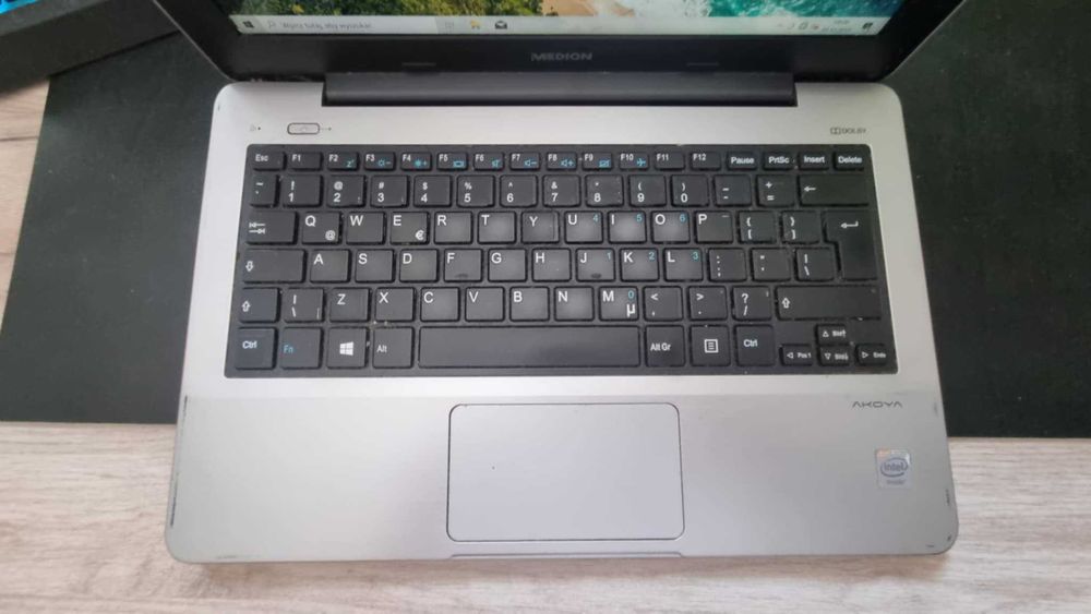 Laptop Medion S2217
