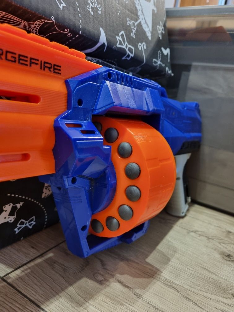 Nerf surgefire + strzałki