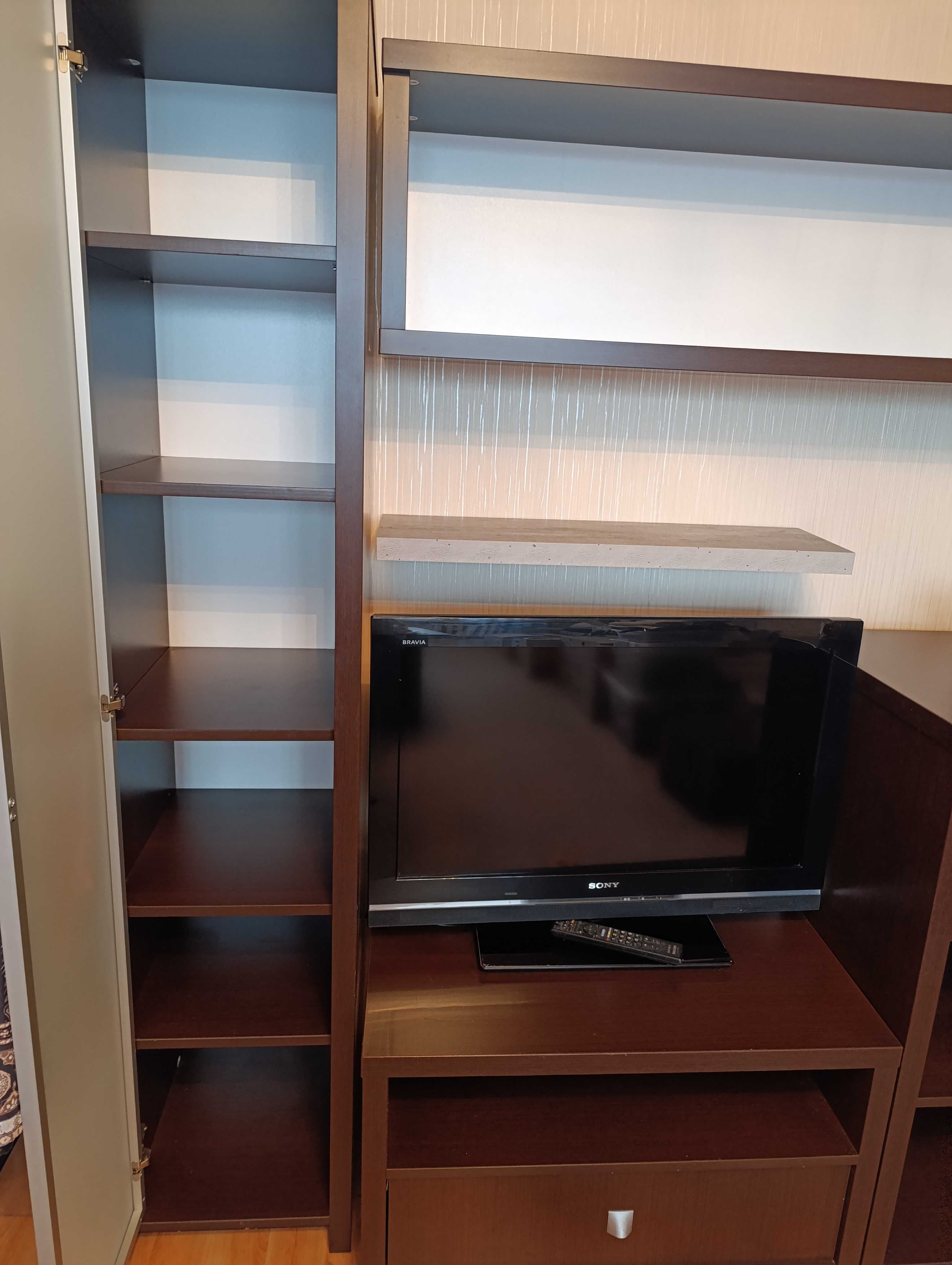 Solidne meble w kolorze wenge