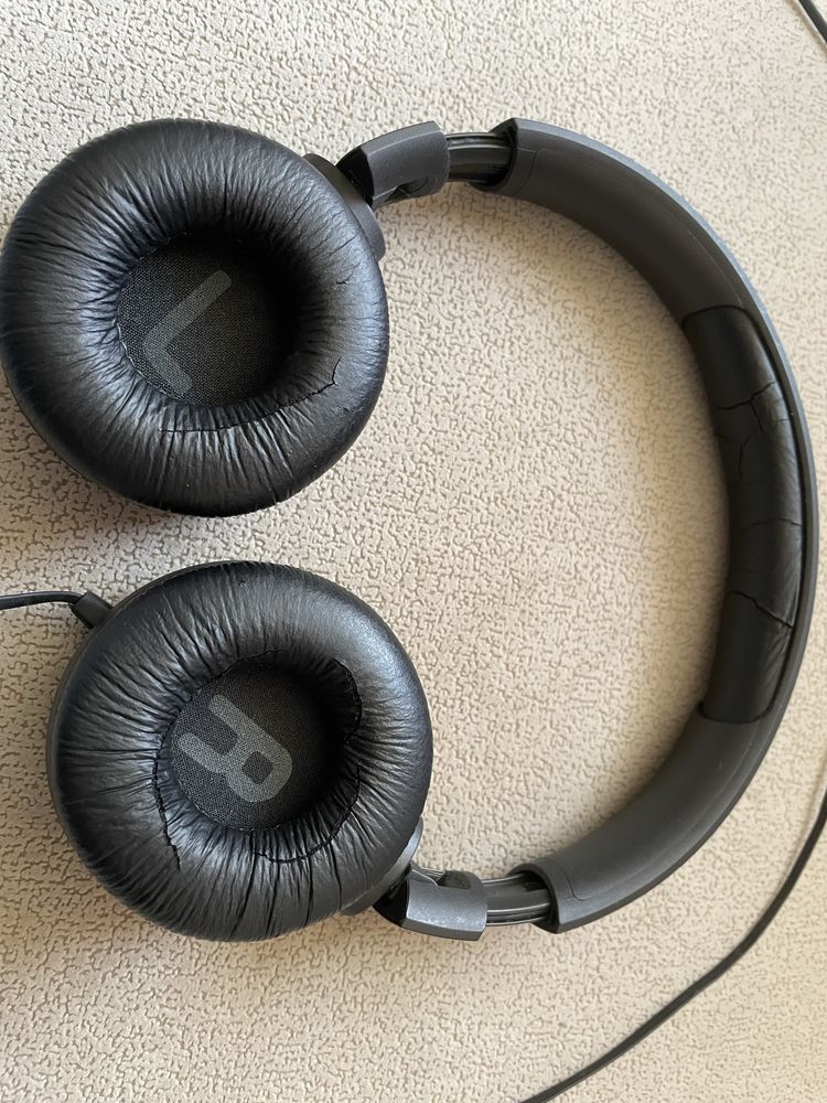 Sluchawki JBL przewodowe