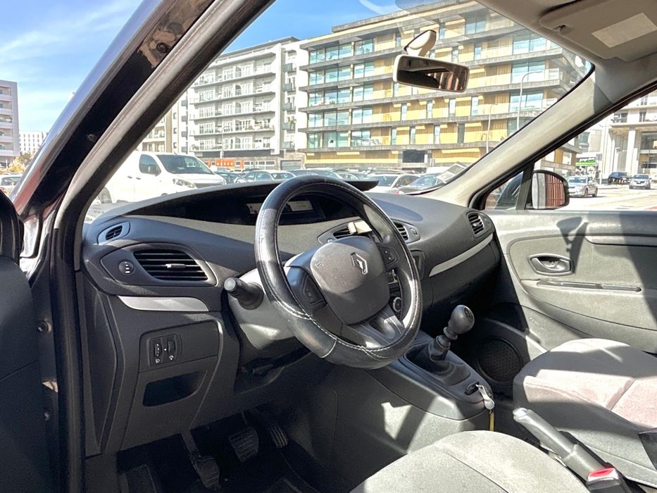 Renault Scenic 1.5 DCI 2011