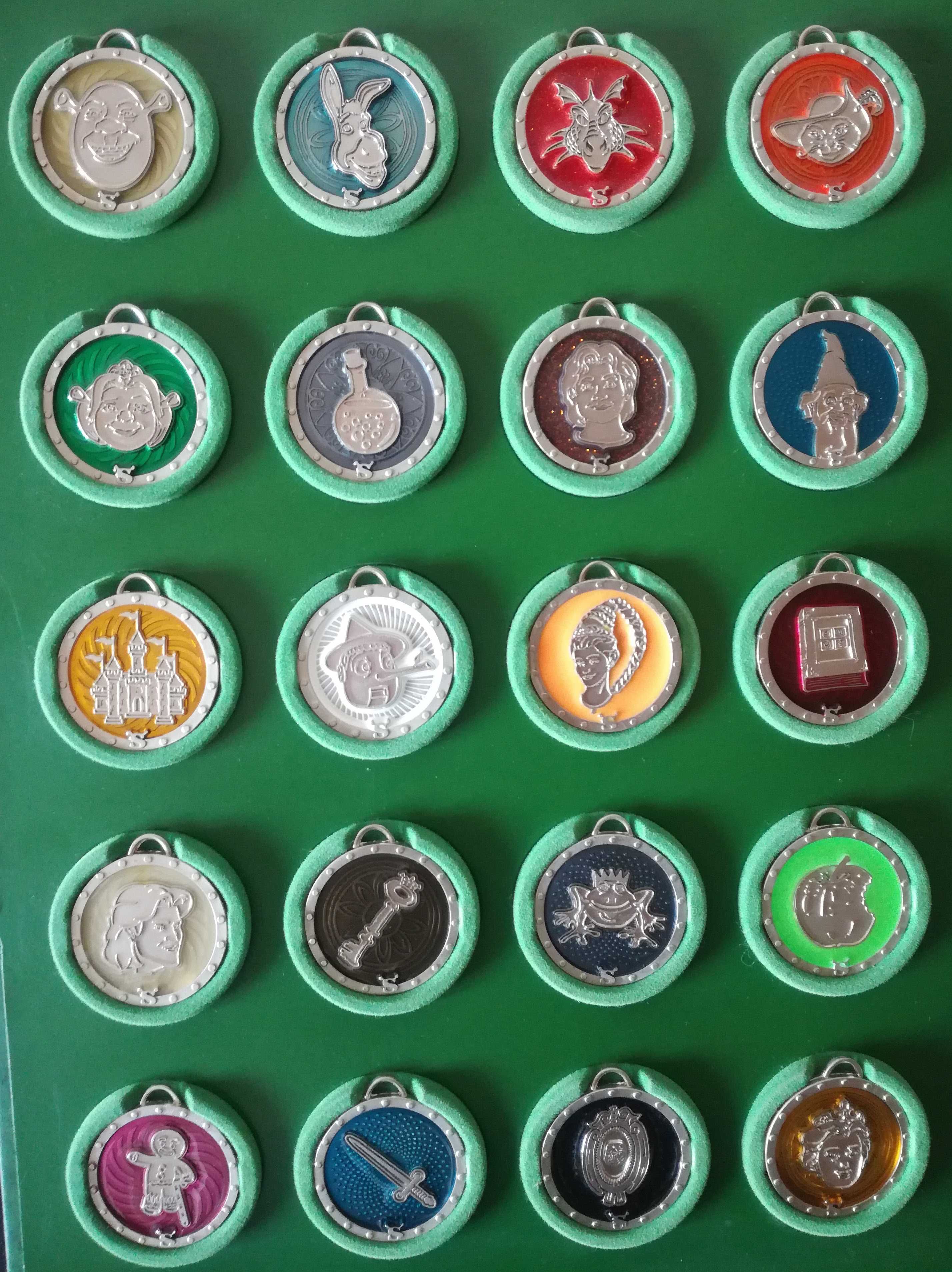 Шрек Shrek adventures медальйони, альбом, амулети, жетоны  антикваріат