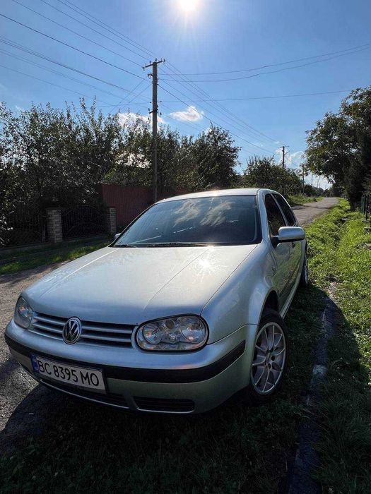 Volkswagen Golf 4