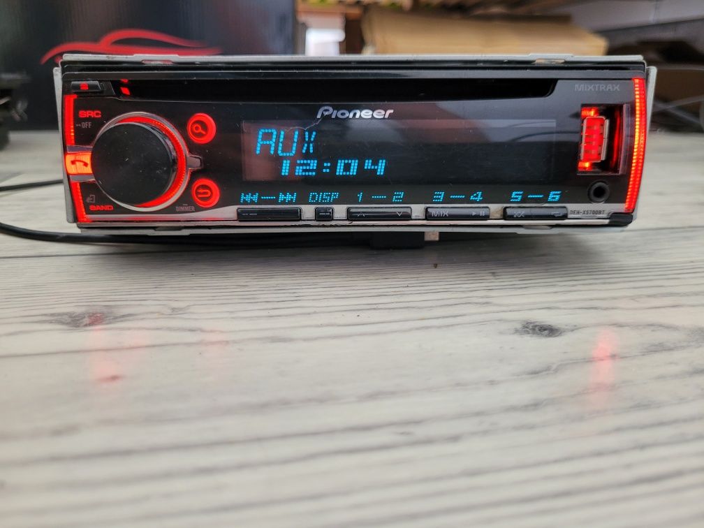 Radio samochodowe Pioneer 4x50W MIXTRAX BLUETOOTH,CD,USB/IPOD/IPHONE,D