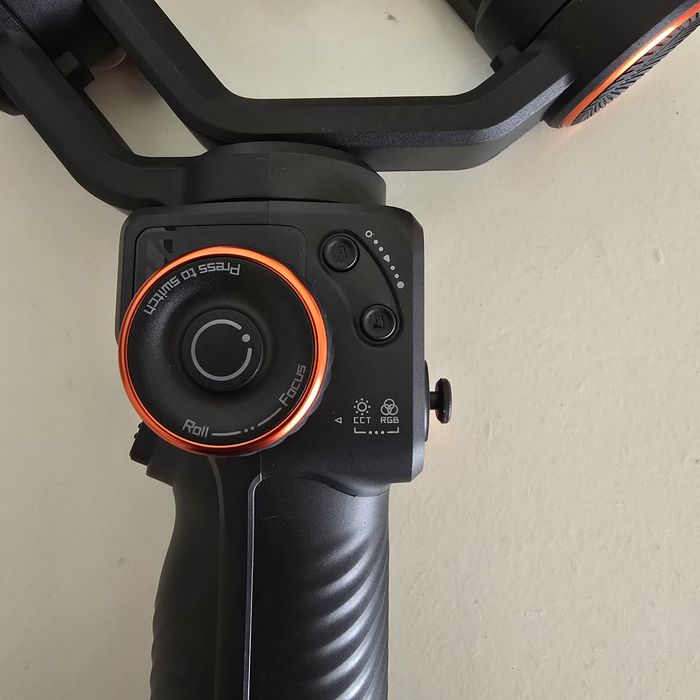 Hohem Steady M6 novo