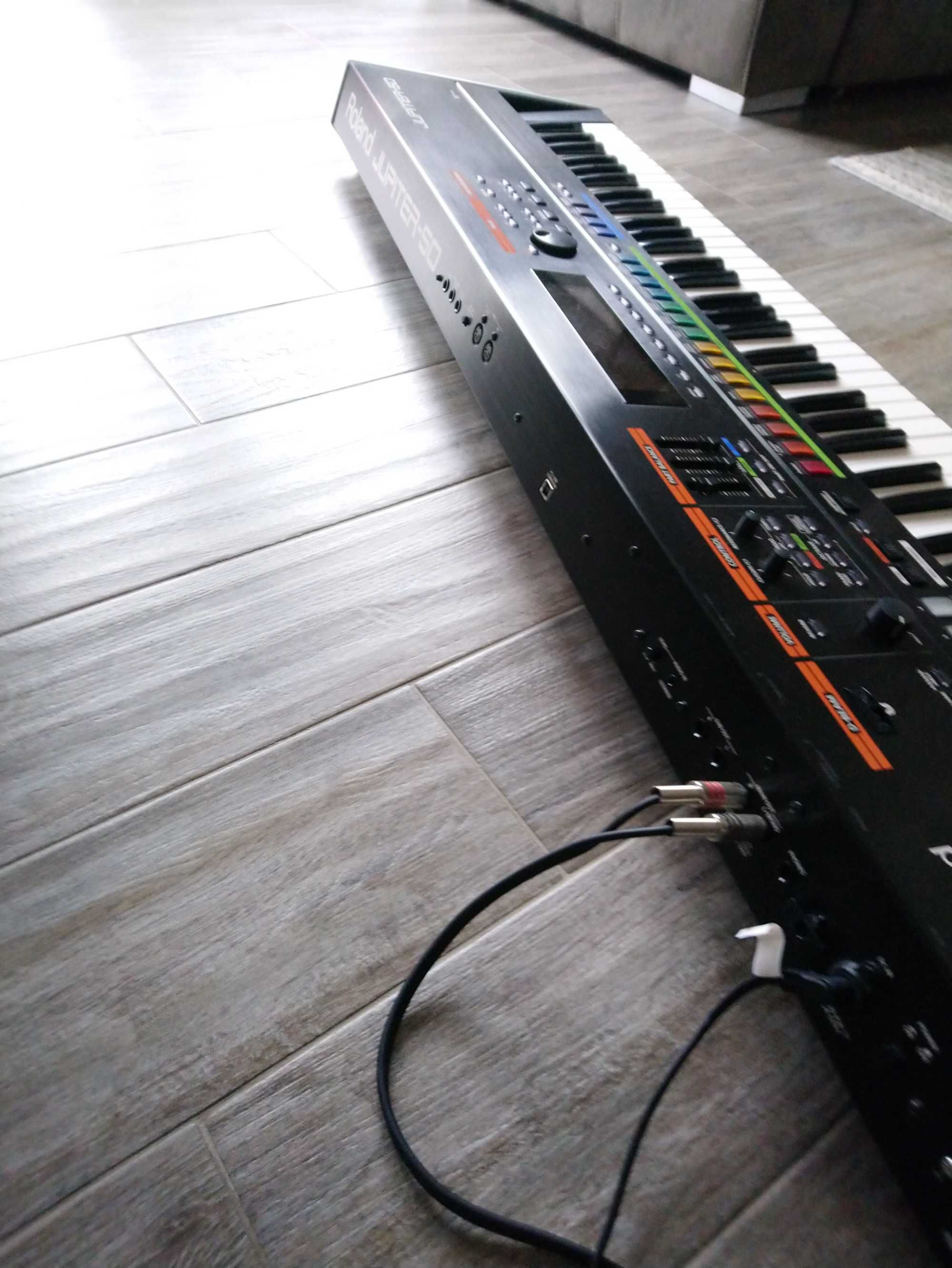 Roland jupiter 50